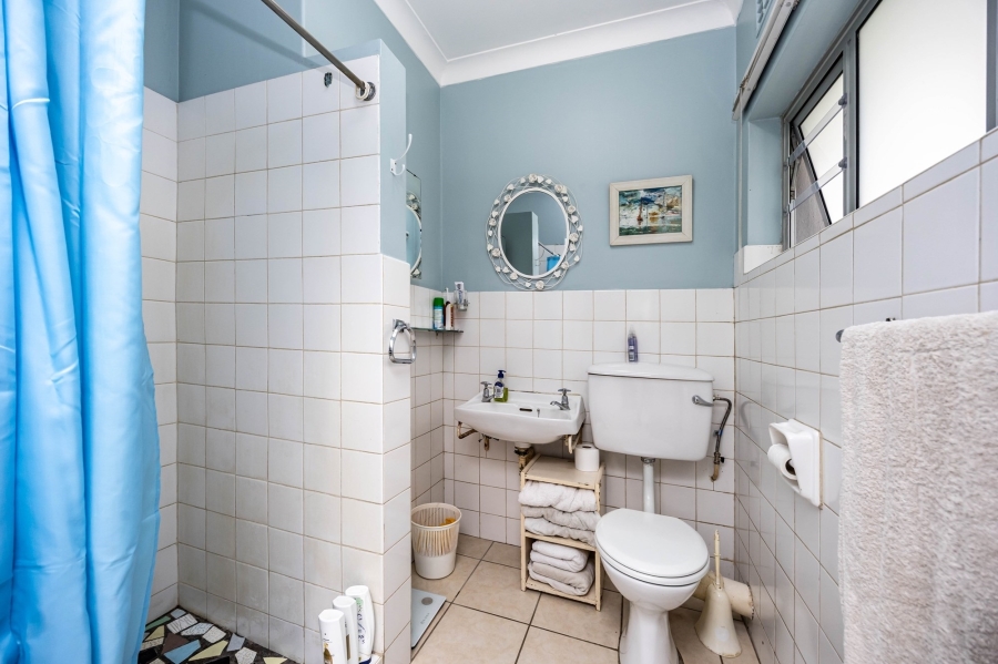 4 Bedroom Property for Sale in Beacon Bay Eastern Cape